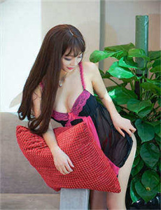 亚洲AV嫩草AV极品A片,女儿的朋友8在完整有限中字木瓜